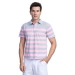 Homem vestindo camisa polo masculina rosa listrada e gola cinza | Camisaria Colombo