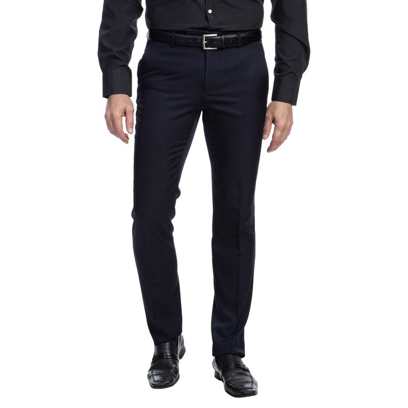 Homem vestindo calça social masculina azul marinho | Camisaria Colombo